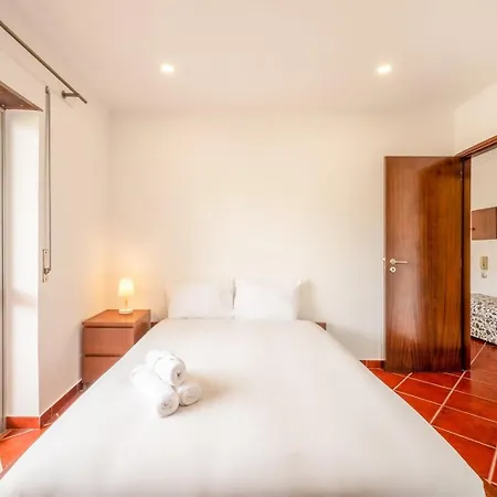 Guestready - Glowing Hideaway In Appartement Almada